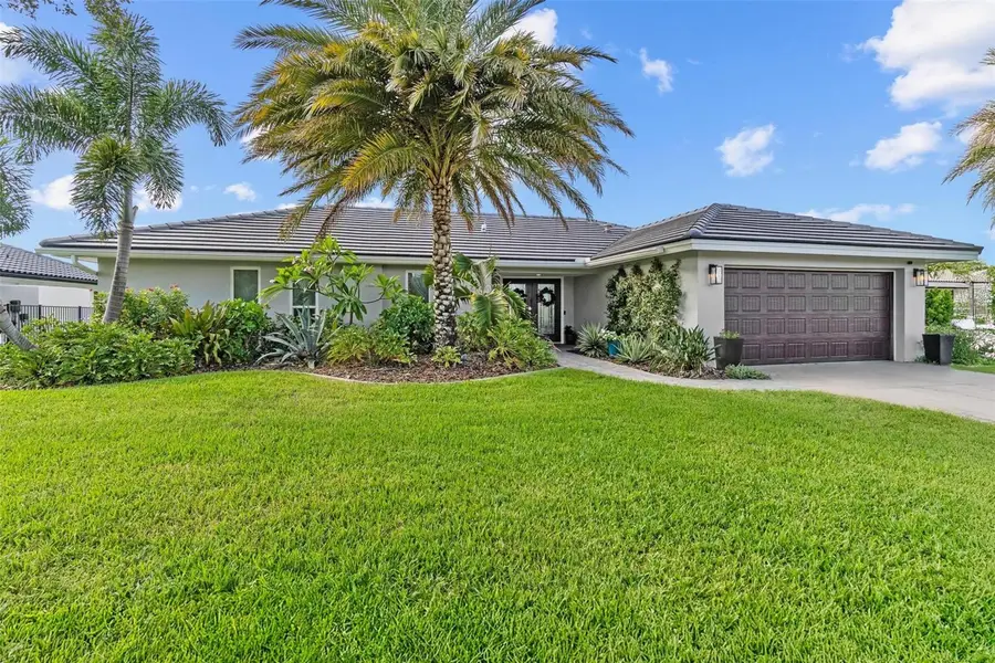 4748 Overlook Drive Ne, Saint Petersburg, FL 33703 - Image #2