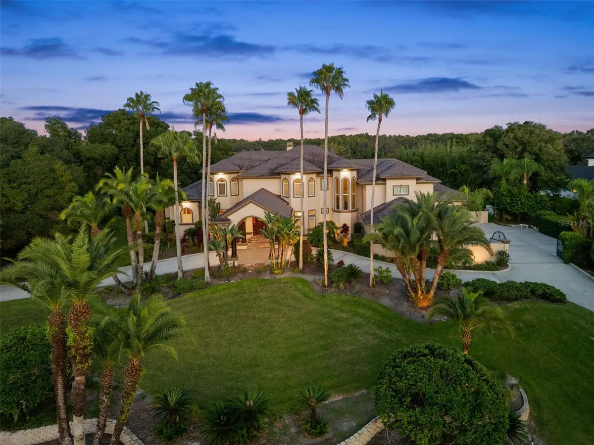 211 Rue Des Chateaux, Tarpon Springs, FL 34688 - Image #1