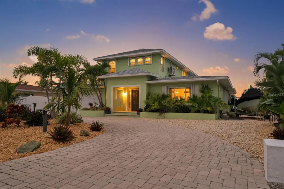 8080 Coquina Way, Saint Pete Beach, FL 33706 - Image #1