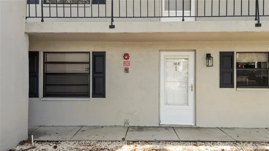 101 Lake Avenue Ne #108, Largo, FL 33771 - Image #2