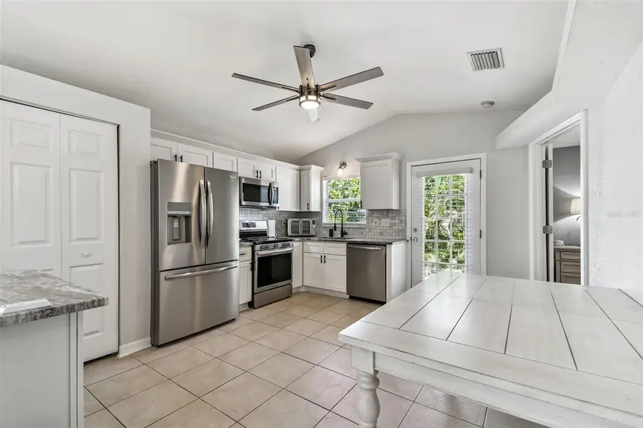 1763 Montana Avenue Ne, Saint Petersburg, FL 33703 - Image #3