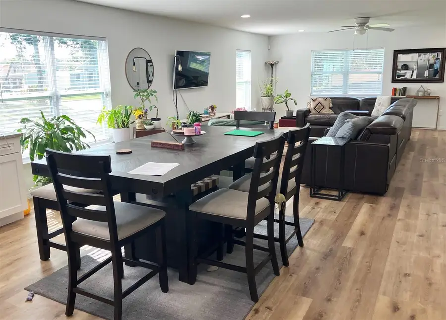 2101 Queensboro Avenue S, Saint Petersburg, FL 33712 - Image #2