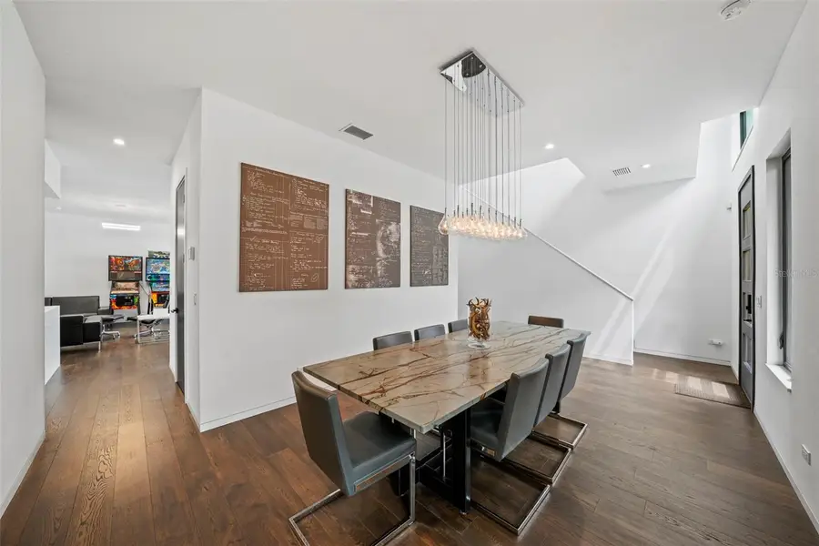 3139 W Waverly Avenue, Tampa, FL 33629 - Image #3