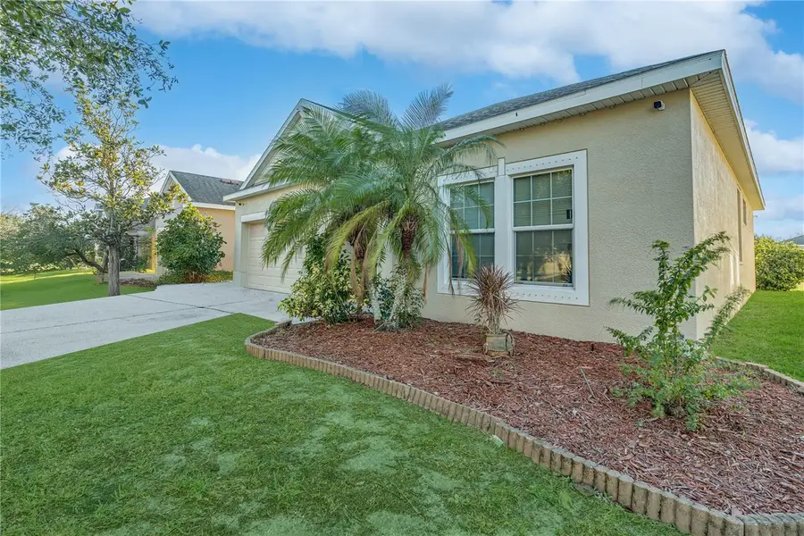 814 Fern Leaf Drive, Ruskin, FL 33570 - Image #3