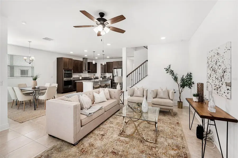 7815 Bronze Oak Drive, Wesley Chapel, FL 33545 - Image #2