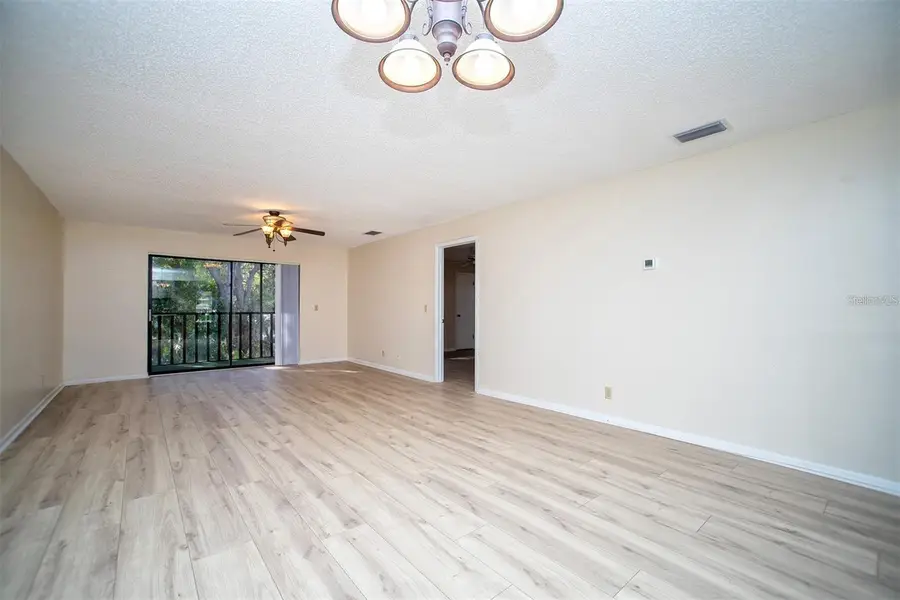 101 Lake Avenue Ne #211, Largo, FL 33771 - Image #3