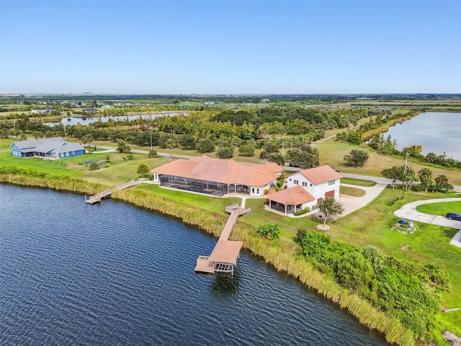 3215 Gulf City Road, Ruskin, FL 33570 - Image #3