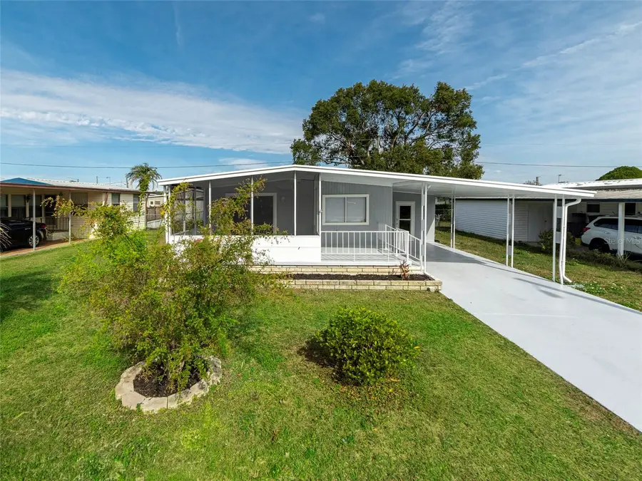 36905 Kay Avenue, Zephyrhills, FL 33542 - Image #2