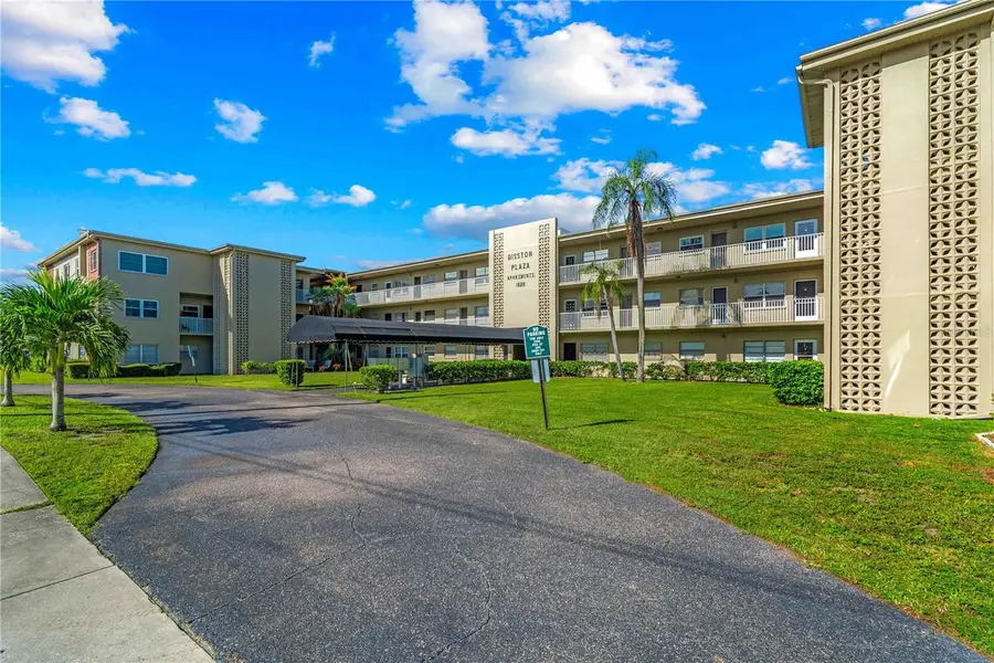 1000 49th Street N #309, Saint Petersburg, FL 33710 - Image #2