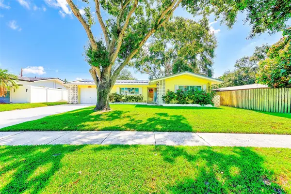 1829 Chateau Drive E, CLEARWATER, FL 33756