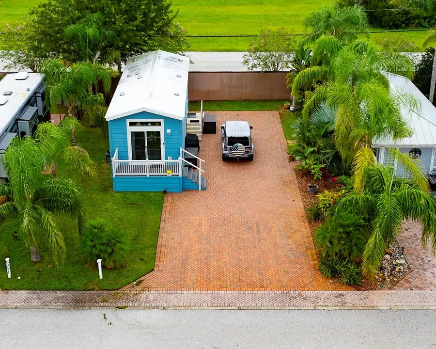 6955 Amanda Vista Circle, Land O Lakes, FL 34637 - Image #2