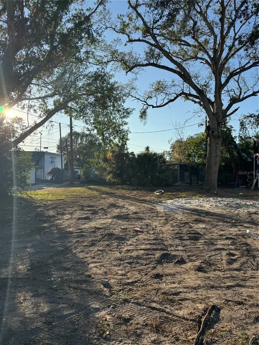 1315 12th Street S, Saint Petersburg, FL 33705 - Image #1