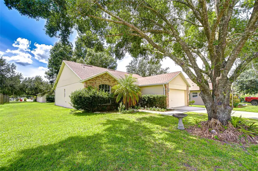 107 Citrus Landing Drive, Plant City, FL 33563 - Image #3