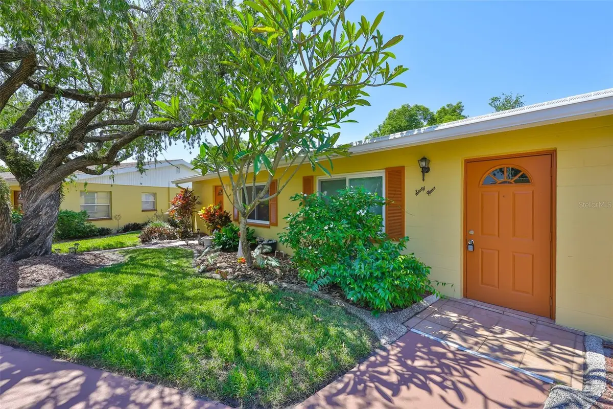 401 Dorchester Pl #69, Sun City Center, FL 33573 - Image #1