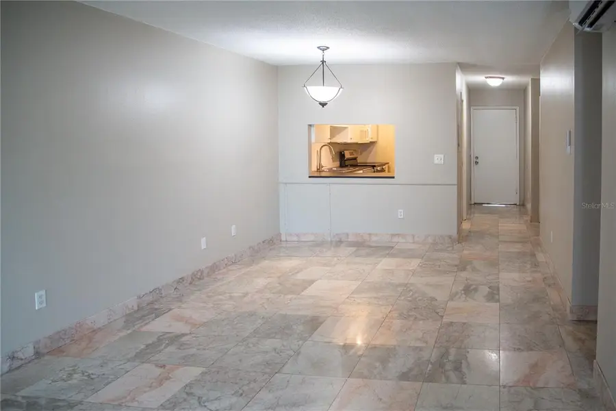 2025 Lakewood Club Drive S #5K, Saint Petersburg, FL 33712 - Image #2