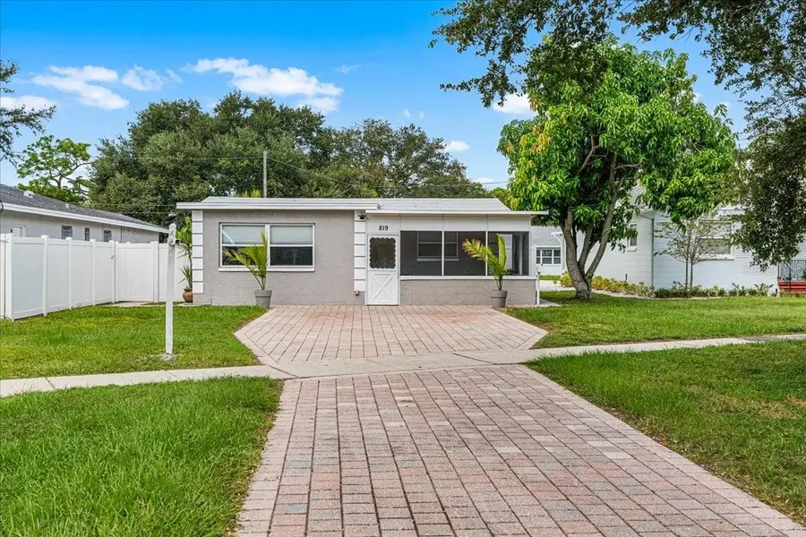 819 Southwest Boulevard N, Saint Petersburg, FL 33703 - Image #2