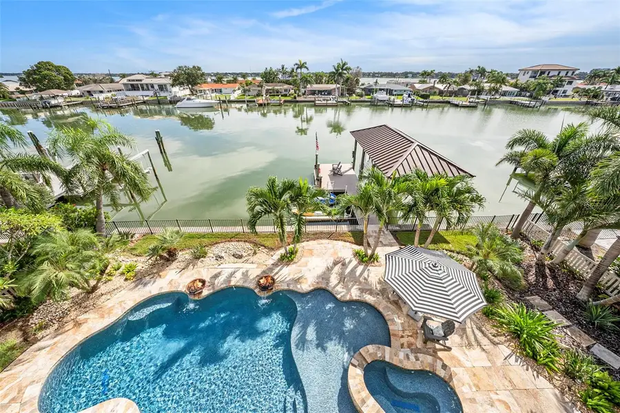 231 Midway Island, Clearwater Beach, FL 33767 - Image #2