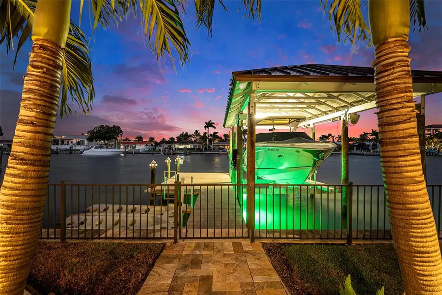 231 Midway Island, Clearwater Beach, FL 33767 - Image #3