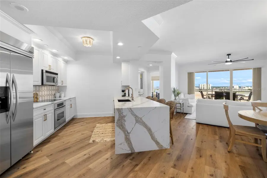 11 Baymont Street #909, Clearwater Beach, FL 33767 - Image #2