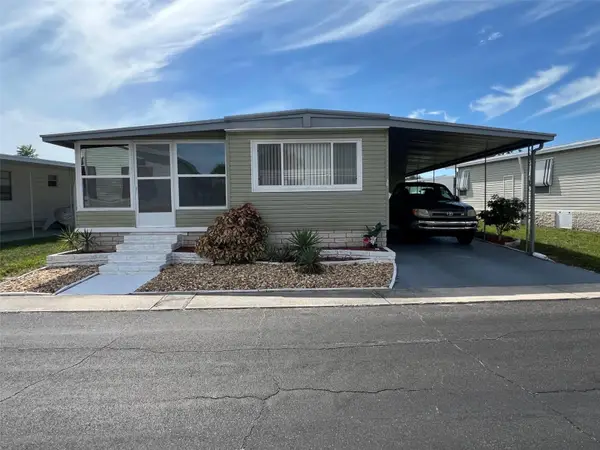 36 Thatch Palm Street W, LARGO, FL 33770