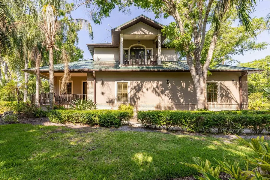 1252 E Lake Drive, Tarpon Springs, FL 34688 - Image #2