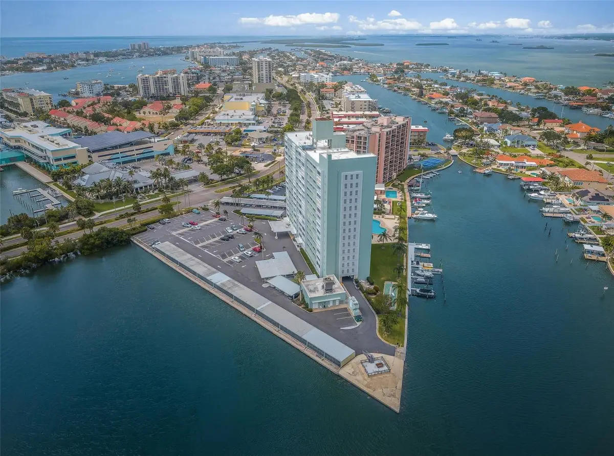 31 Island Way #605, Clearwater Beach, FL 33767 - Image #1