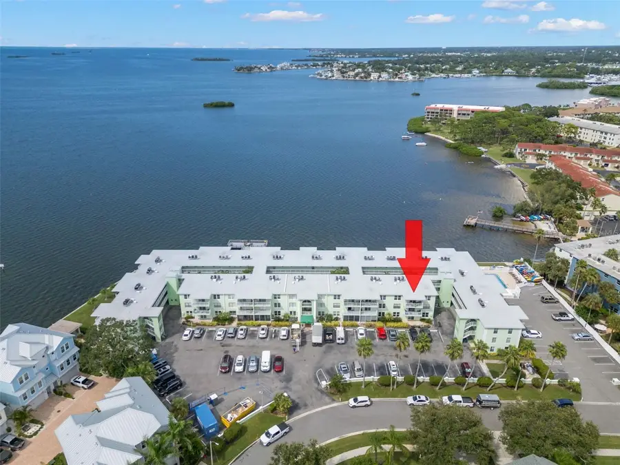 464 N Paula Drive #207, Dunedin, FL 34698 - Image #2