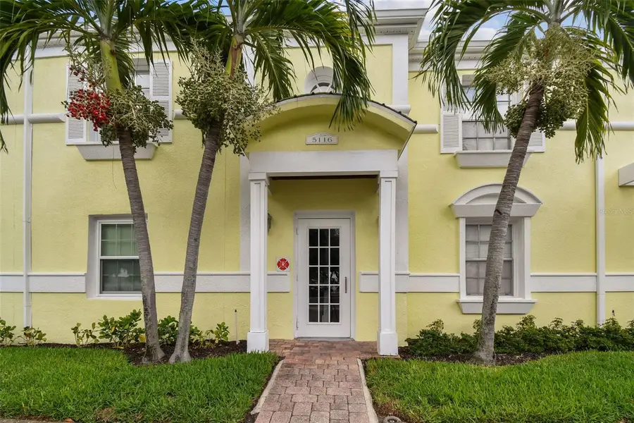 5116 Beach Drive Se #D, Saint Petersburg, FL 33705 - Image #2