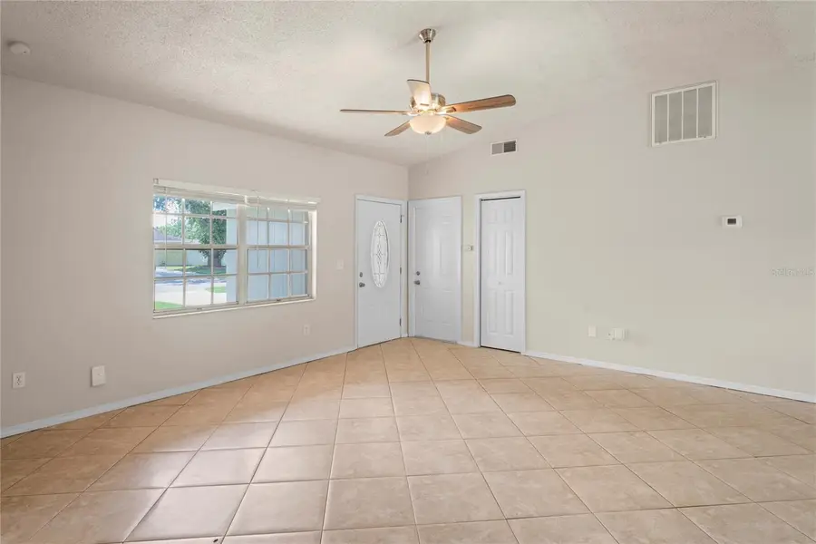 4932 Hi Vista Circle, Tampa, FL 33625 - Image #3