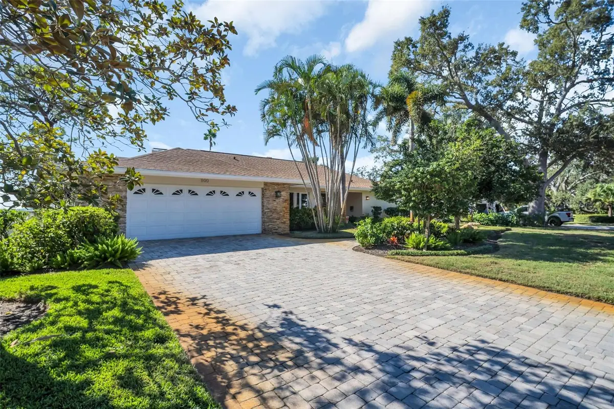 1100 Friendly Way S, Saint Petersburg, FL 33705 - Image #1