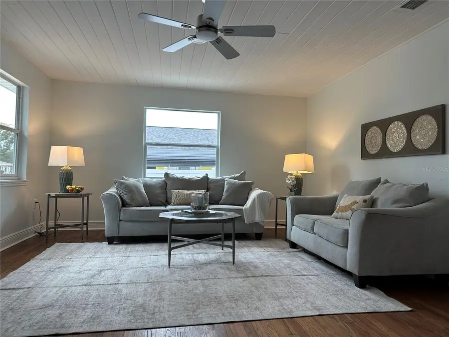 1006 E Lambright Street, Tampa, FL 33604 - Image #3