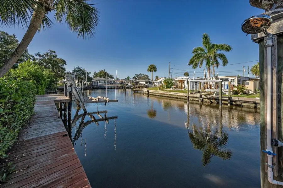 4288 86th Way N #20, Saint Petersburg, FL 33709 - Image #3