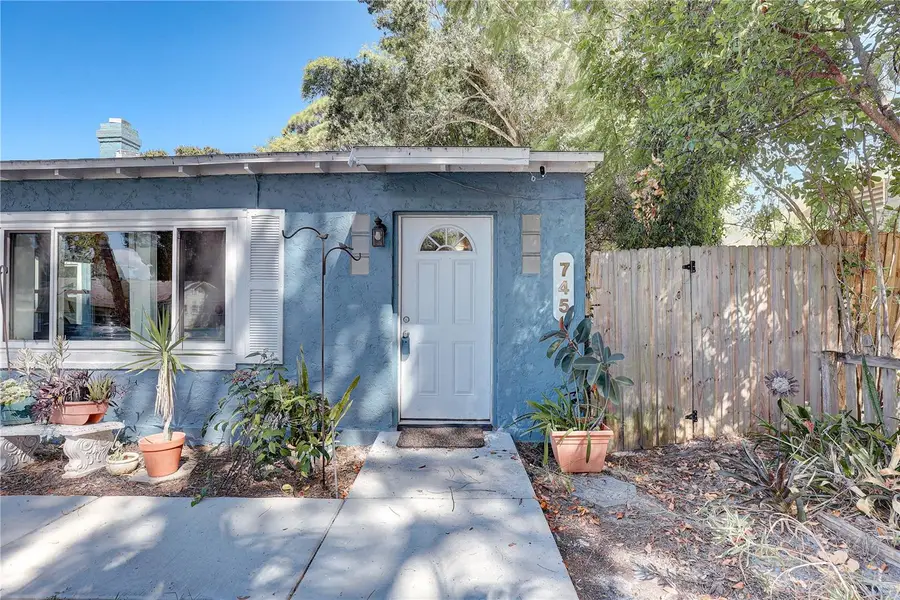 745 Alamanda Way S, Saint Petersburg, FL 33705 - Image #3