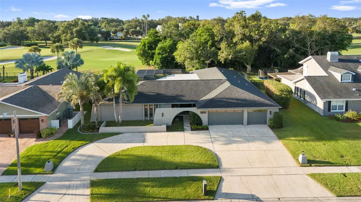 2737 Northridge Drive E, Clearwater, FL 33761 - Image #1