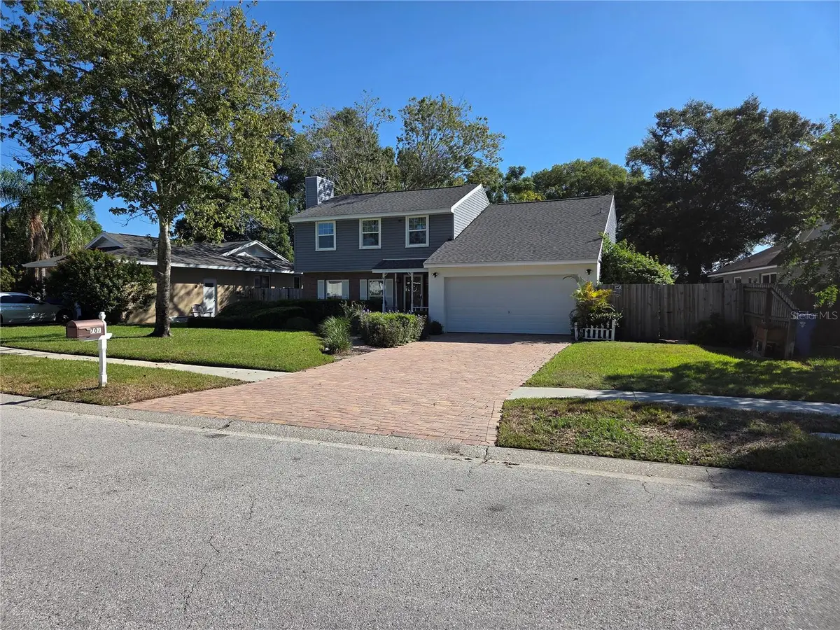 707 Rollingwood Lane, Valrico, FL 33594 - Image #1