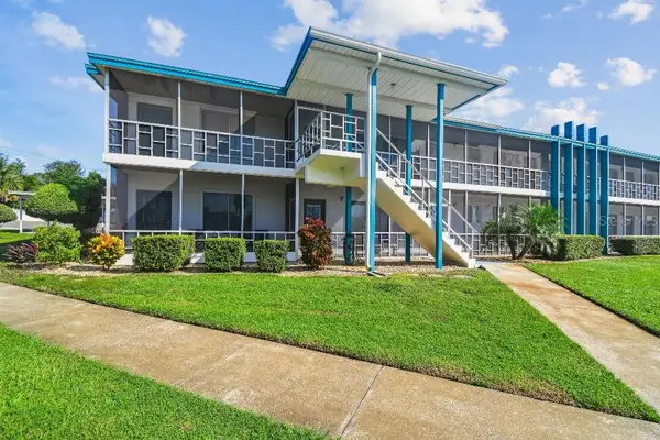 1600 W Lake Parker Drive #B22, LAKELAND, FL 33805