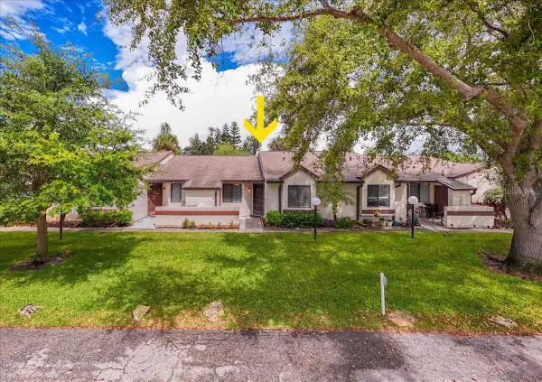 6104 39th Avenue W, BRADENTON, FL 34209