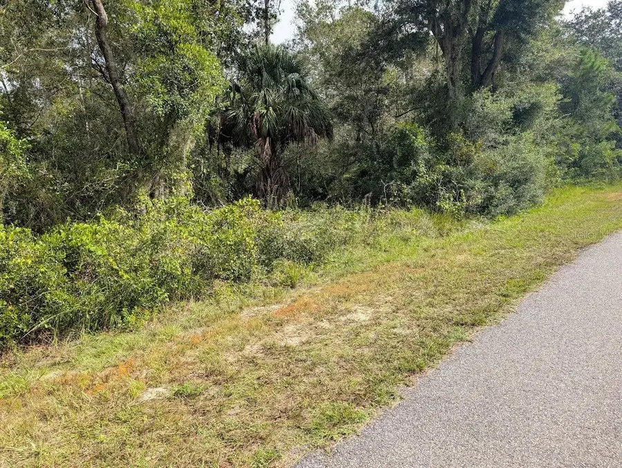 914 & 916 Poinciana Drive, Indian Lake Estates, FL 33855 - Image #3