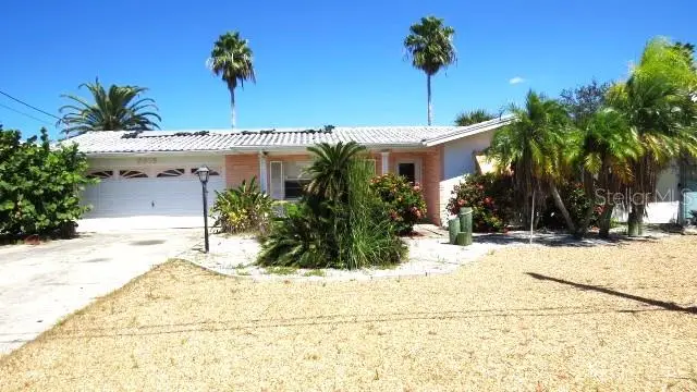 3915 Headsail Drive, New Port Richey, FL 34652 - Image #1