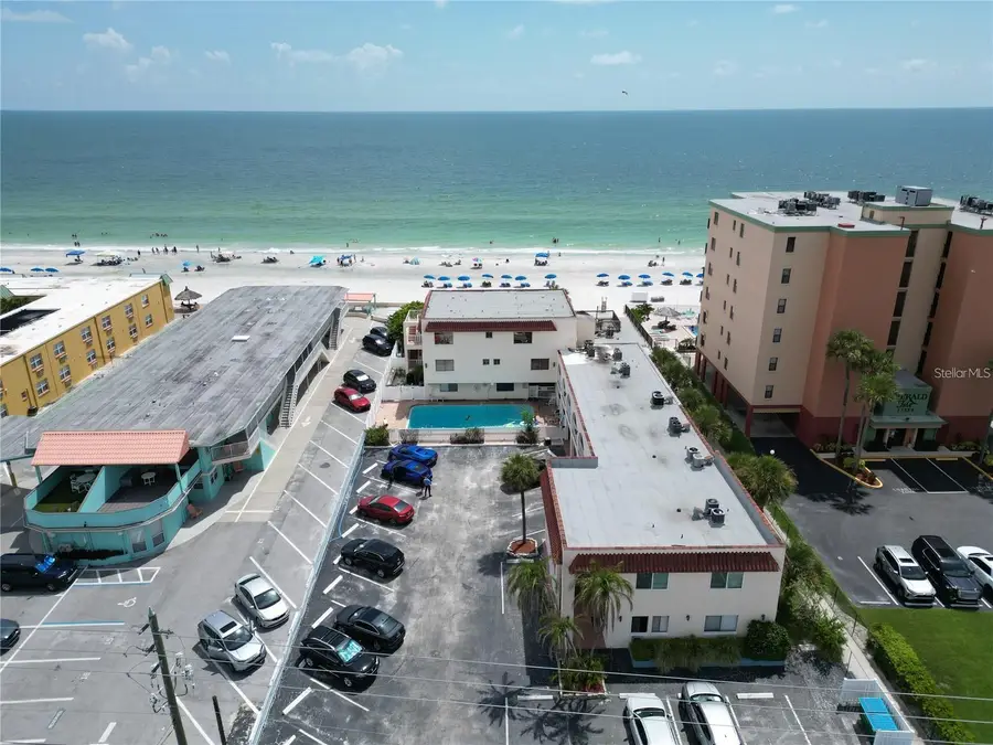 17300 Gulf Boulevard #9, North Redington Beach, FL 33708 - Image #2