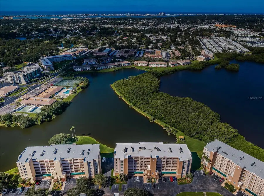 6450 Shoreline Drive #9203, Saint Petersburg, FL 33708 - Image #2