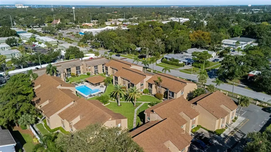 1575 Greenlea Drive #6, Clearwater, FL 33755 - Image #2