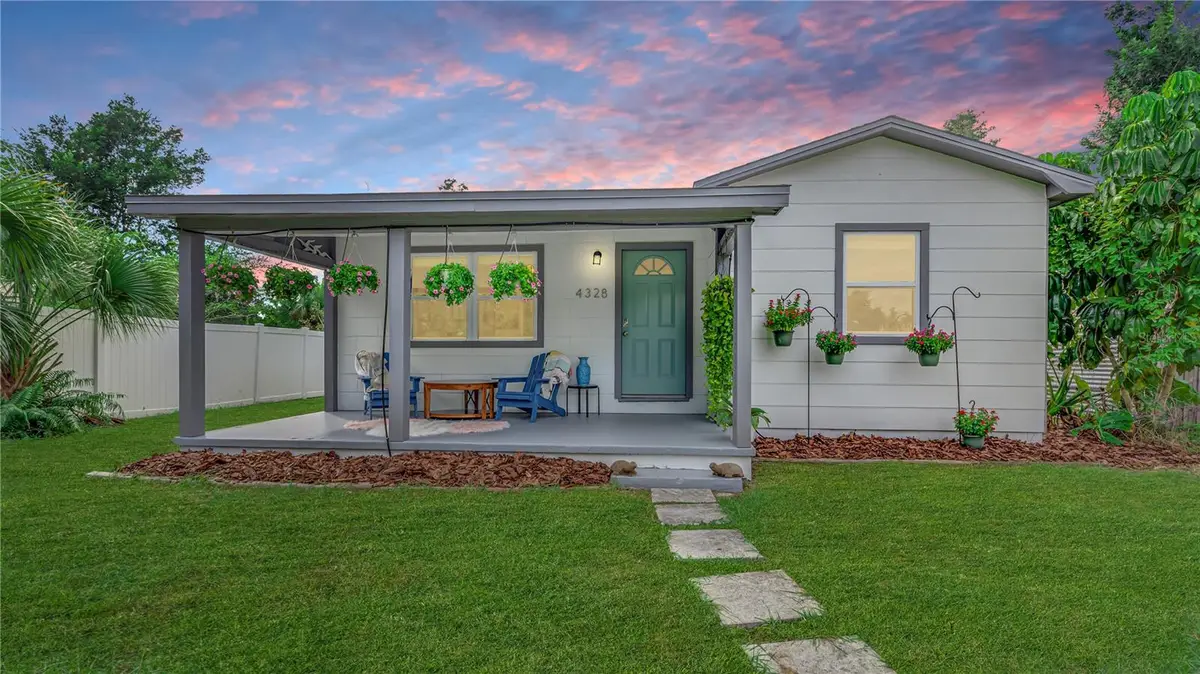 4328 Queen Street N, Saint Petersburg, FL 33714 - Image #1