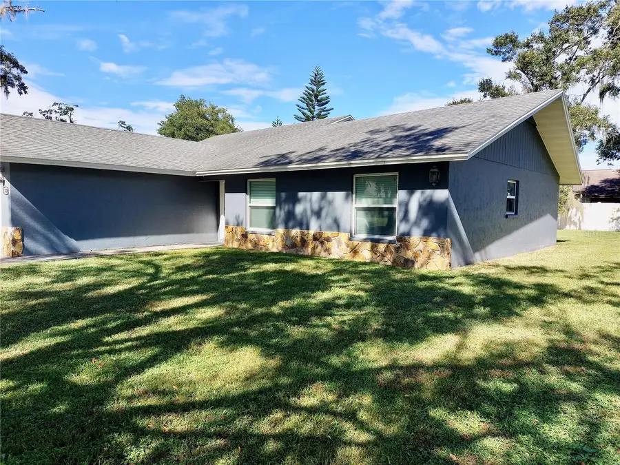 1020 Redbud Circle, Plant City, FL 33563 - Image #3