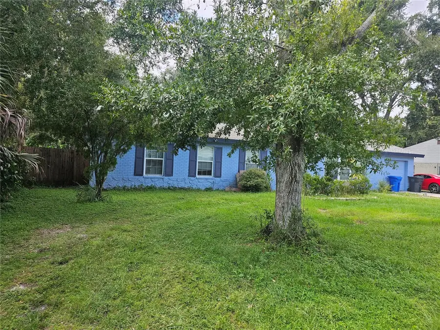 1009 S 70th Street, Tampa, FL 33619 - Image #2