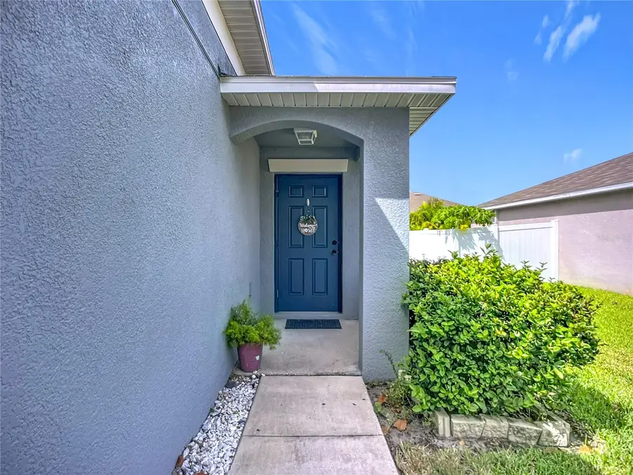 12766 Flatwood Creek Drive, Gibsonton, FL 33534 - Image #2