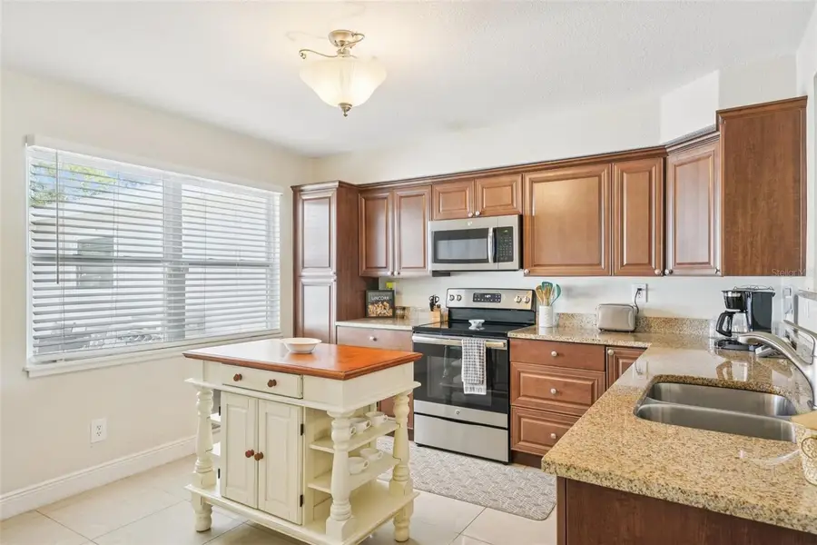 5441 39th Avenue N, Saint Petersburg, FL 33709 - Image #2