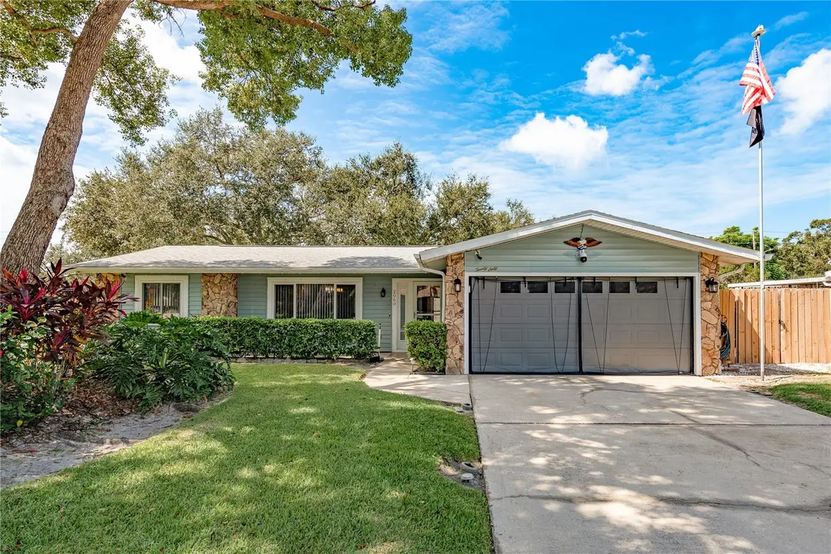 2060 Butternut Circle W, Clearwater, FL 33763 - Image #1