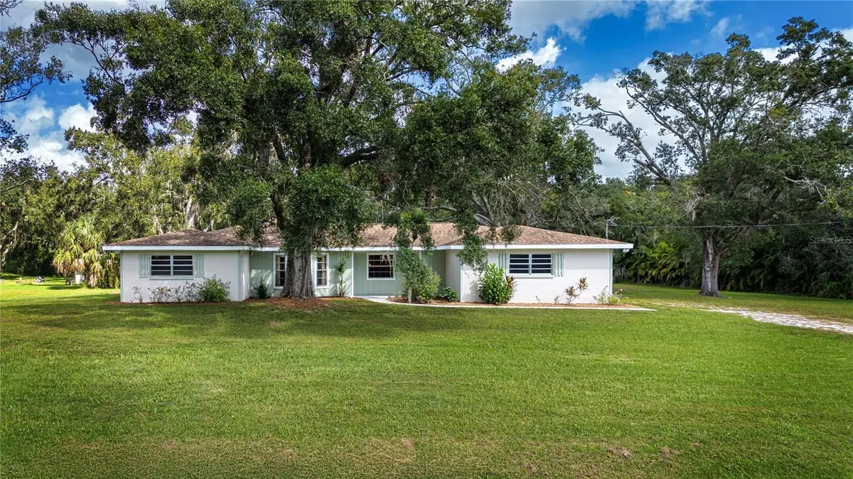 2205 Butch Cassidy Trail, Wimauma, FL 33598 - Image #1