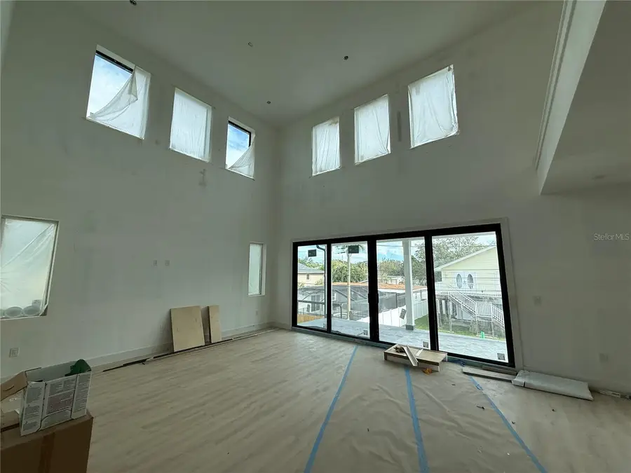 4019 Harrisburg Street Ne, Saint Petersburg, FL 33703 - Image #3